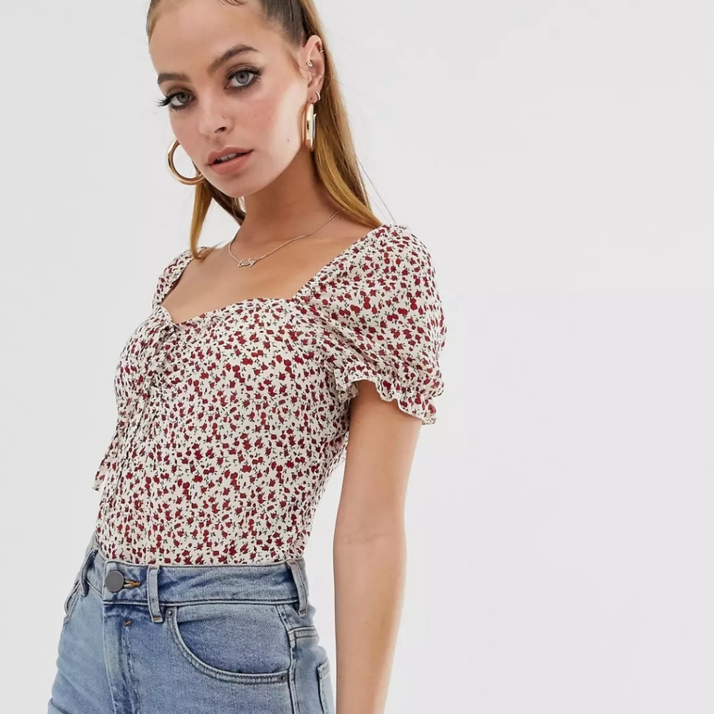 NWT 🌹 Misguided petite floral short sleeve thong bodysuit 2P